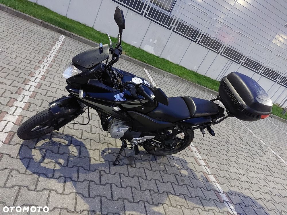 Honda CBF - 2