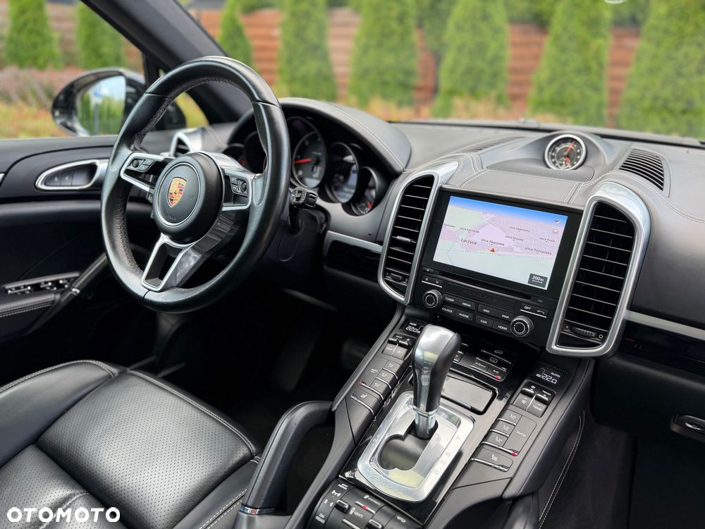 Porsche Cayenne Diesel Platinum Edition - 10