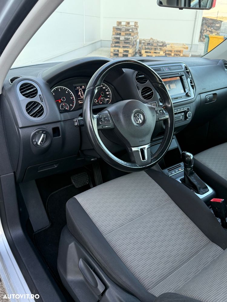 Volkswagen Tiguan 2.0 TDI 4Motion DSG Sport & Style - 13