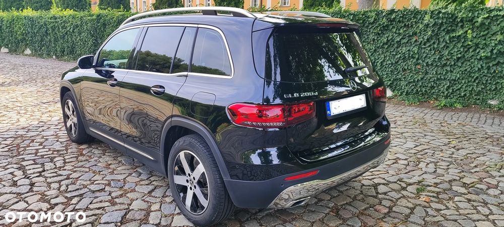 Mercedes-Benz GLB 200 d Progressive 8G-DCT - 4