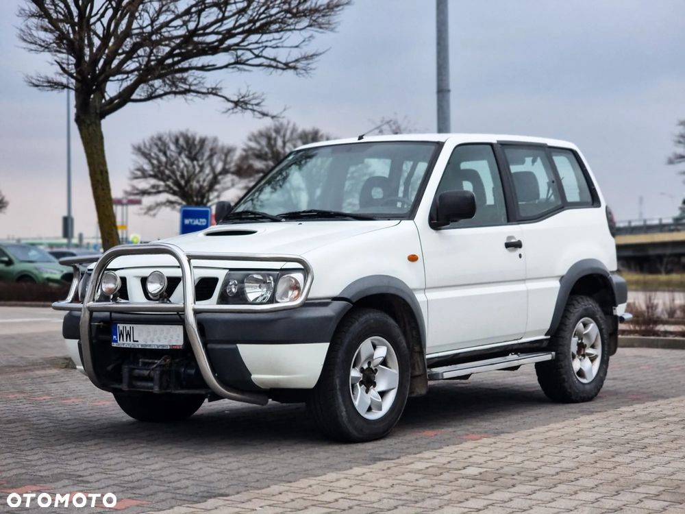 Nissan Terrano 2.7 TDi Comfort - 6