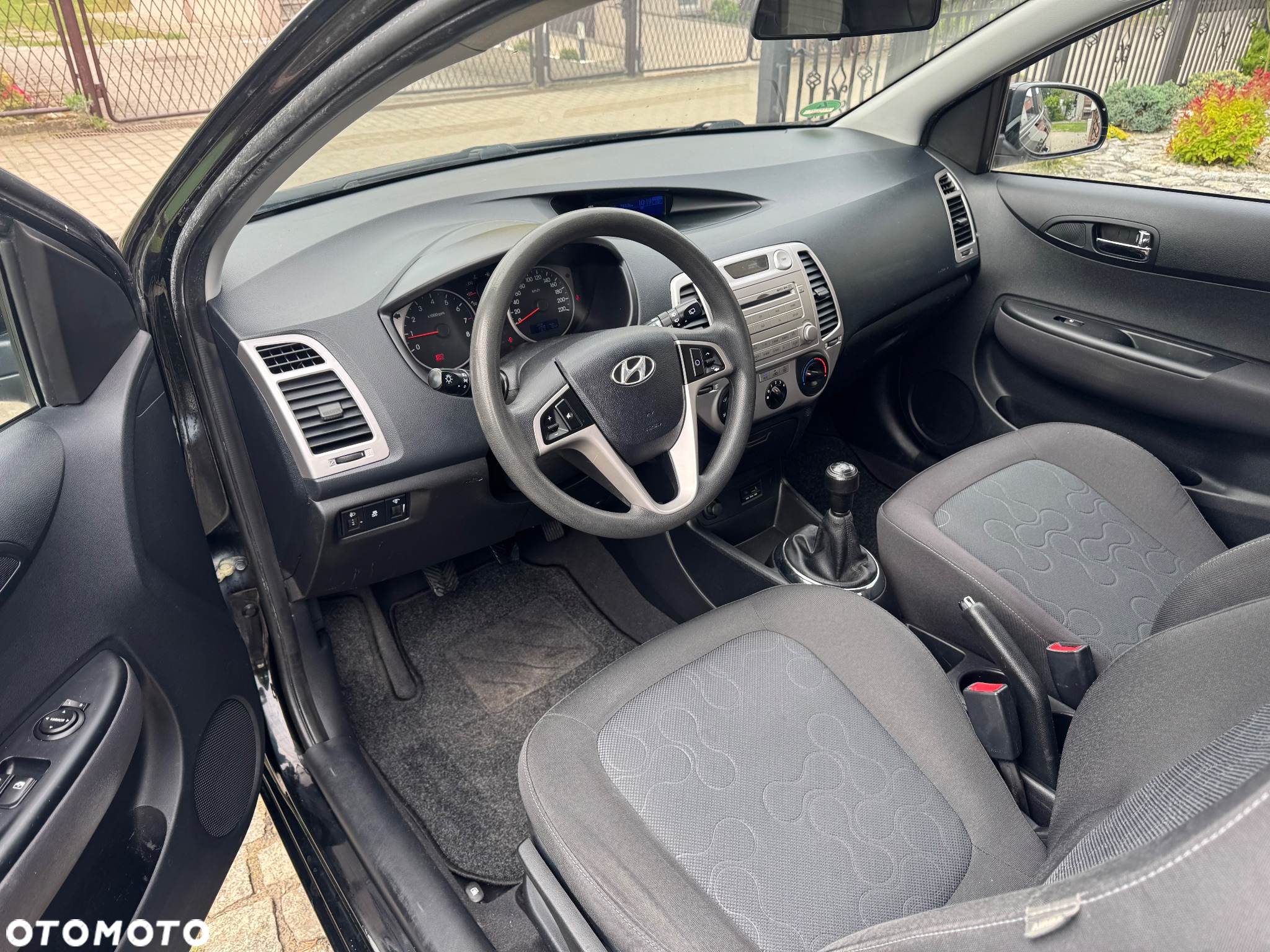 Hyundai i20 1.2 FIFA WM Edition - 7