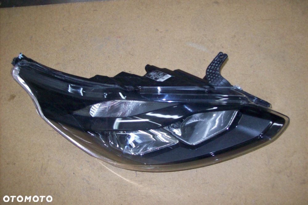 lampa przednia prawa ford transit custom - 2