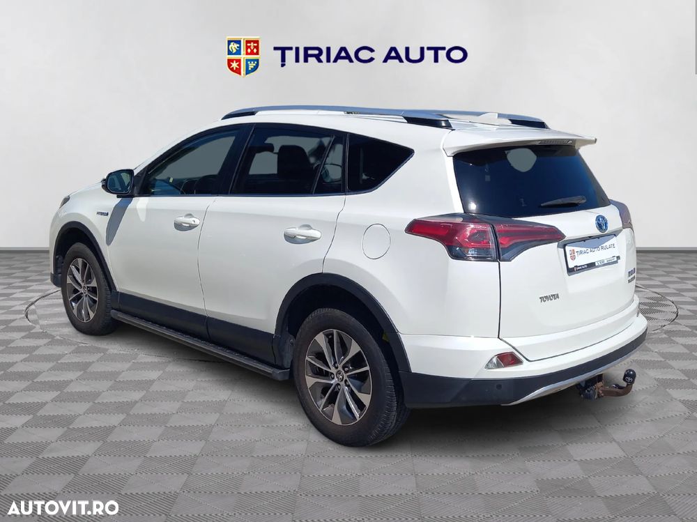 Toyota RAV4 - 4