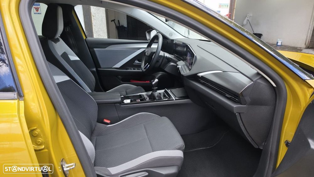 Opel Astra 1.5 D Elegance - 10