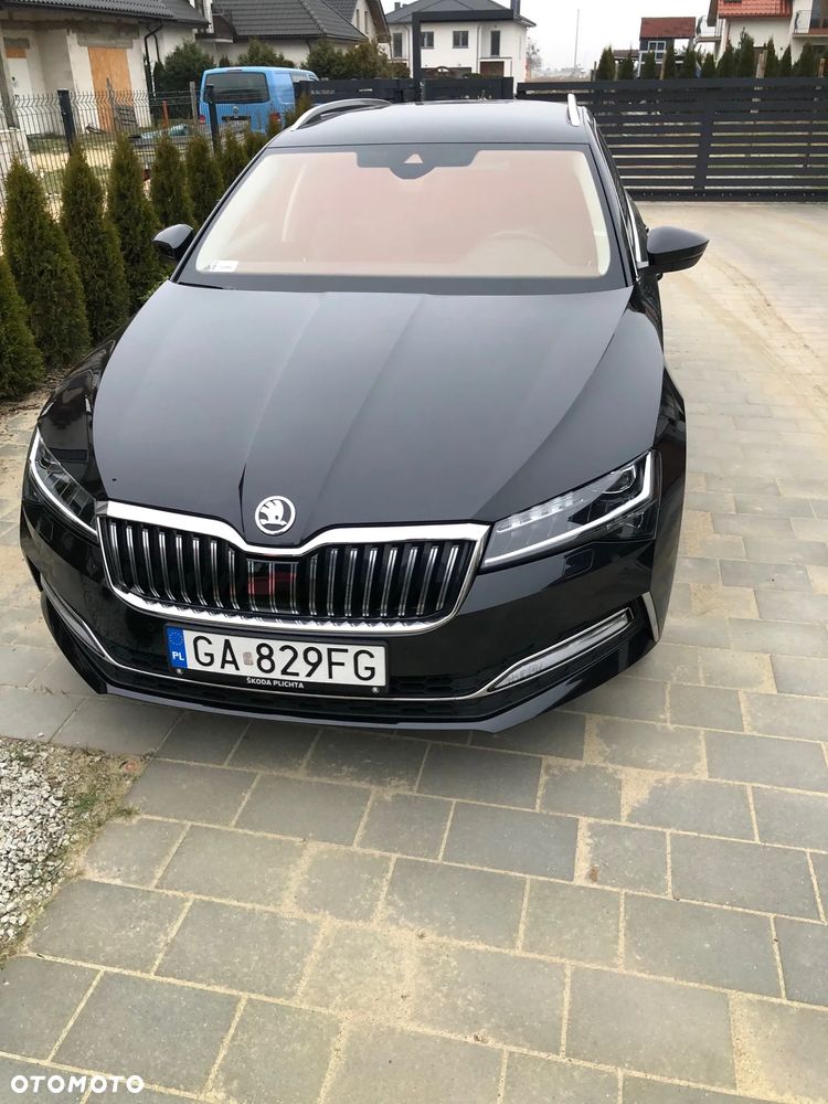 Skoda Superb 2.0 TDI L&K DSG - 5