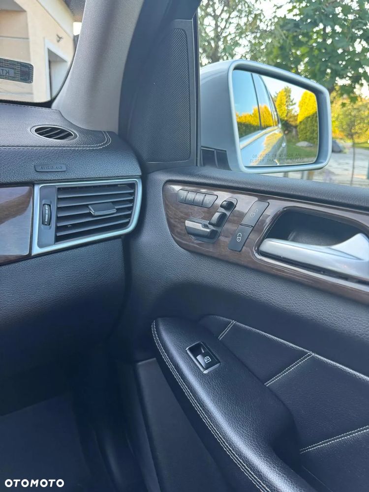 Mercedes-Benz GL 400 4Matic 7G-TRONIC - 21