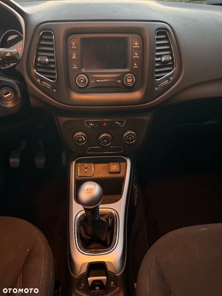 Jeep Compass 1.4 TMair Longitude FWD S&S - 13