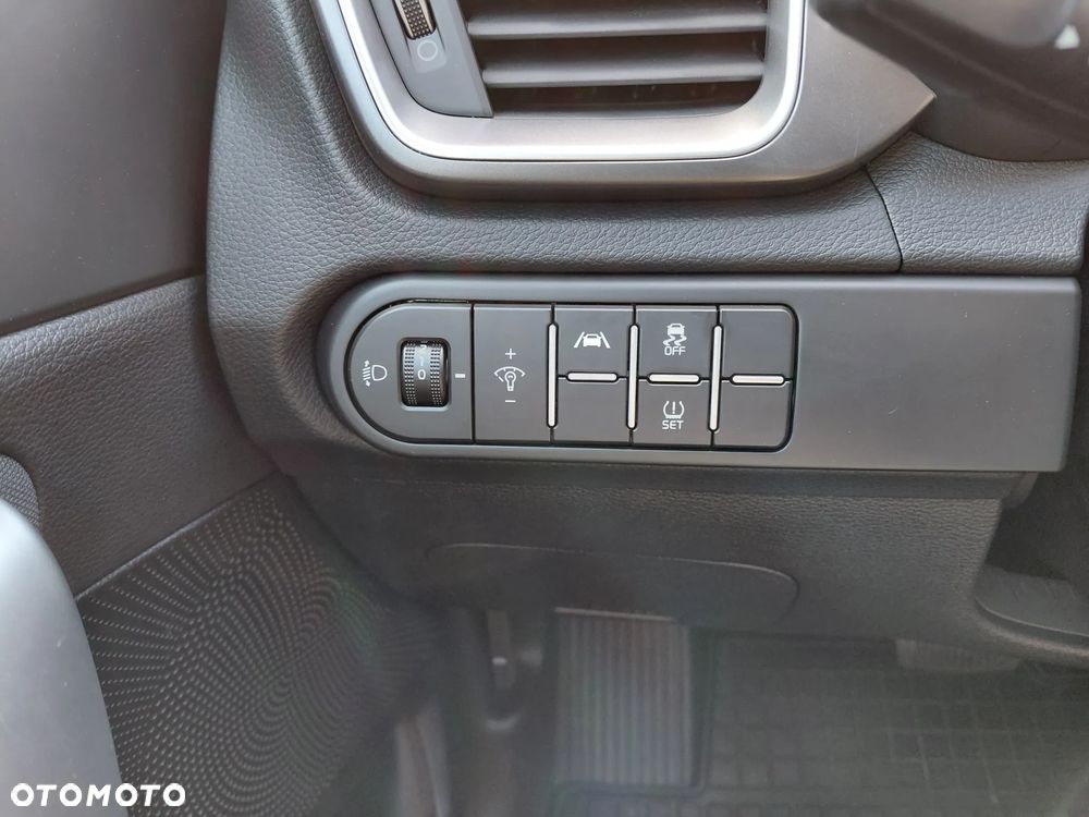 Kia XCeed 1.5 T-GDI M DCT - 17