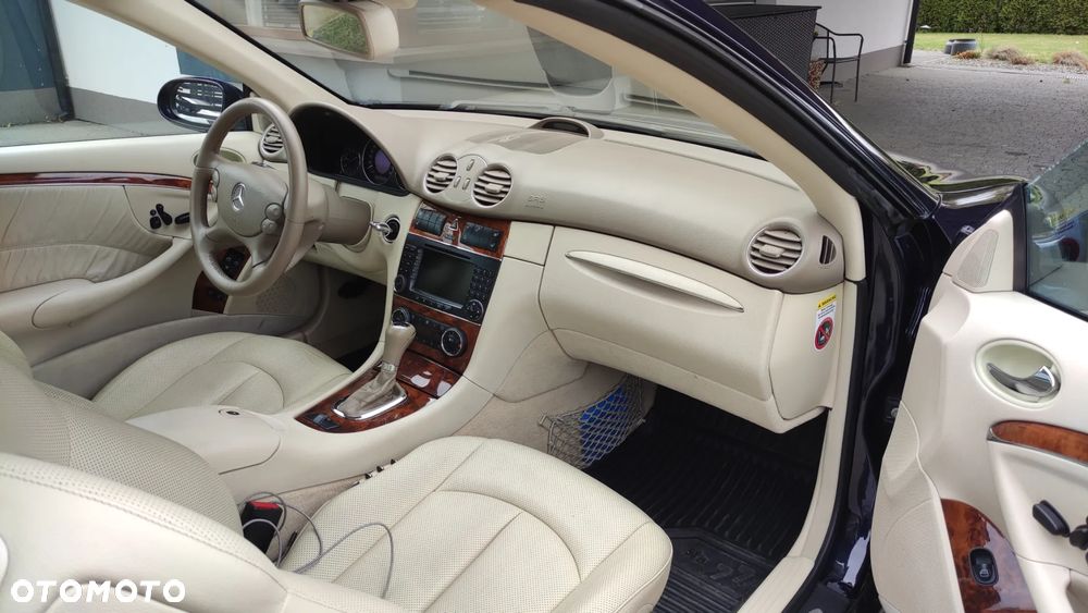 Mercedes-Benz CLK 350 7G-TRONIC Elegance - 7