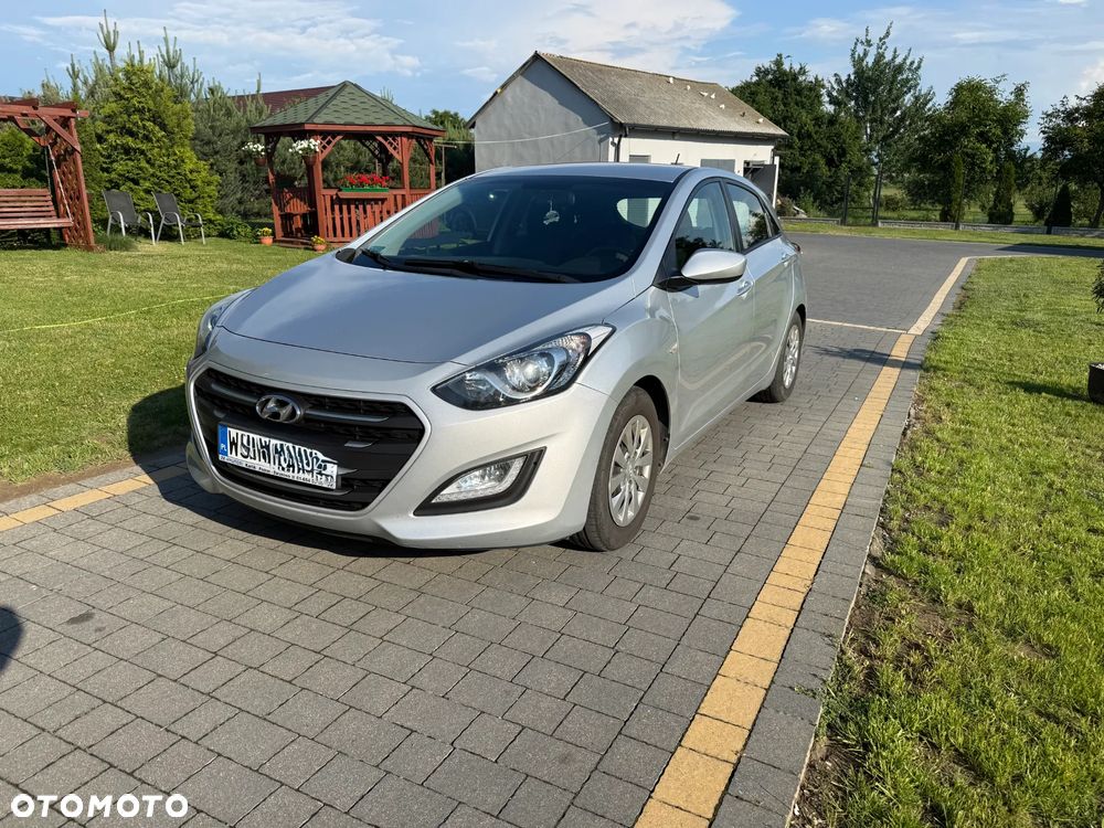 Hyundai i30 1.6 D Classic + - 5