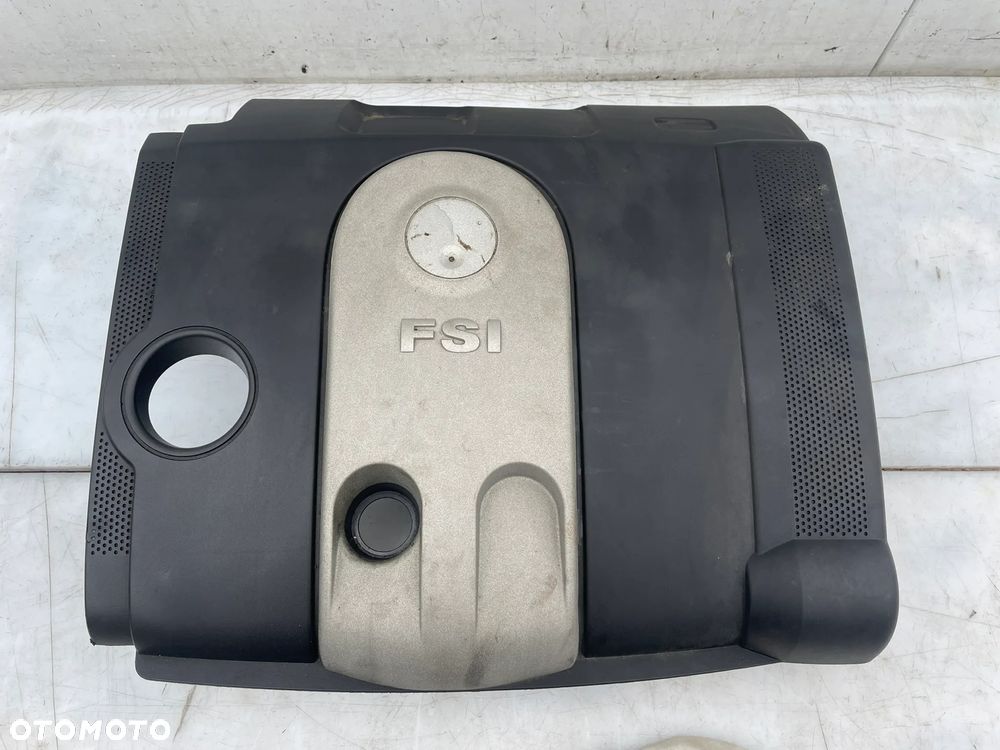 OSŁONA POKRYWA SILNIKA VW TOURAN I VW GOLF V 1.6 FSI 03C129607N - 2