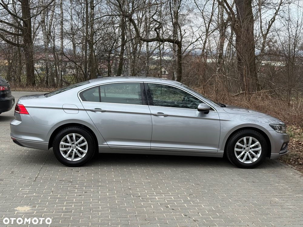 Volkswagen Passat 2.0 TDI EVO Business DSG - 27