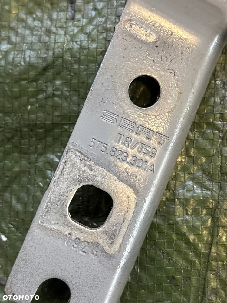 Seat Ateca zawias maski prawy lewy 575823302A 575823301A - 8