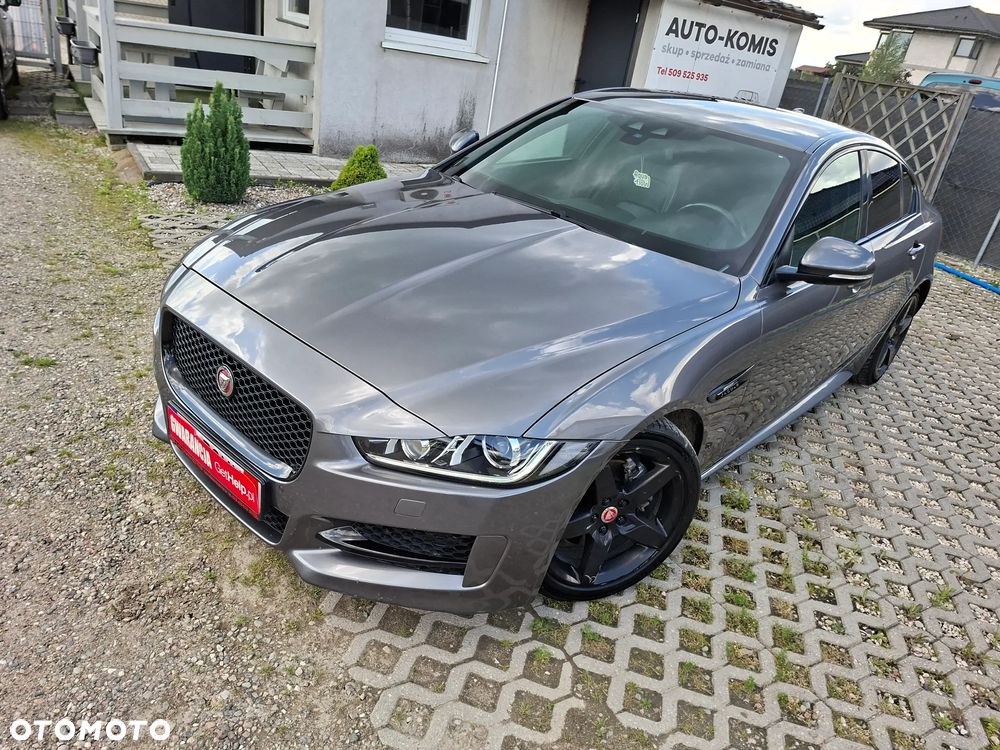 Jaguar XF 2.0 i4D AWD R-Sport - 28
