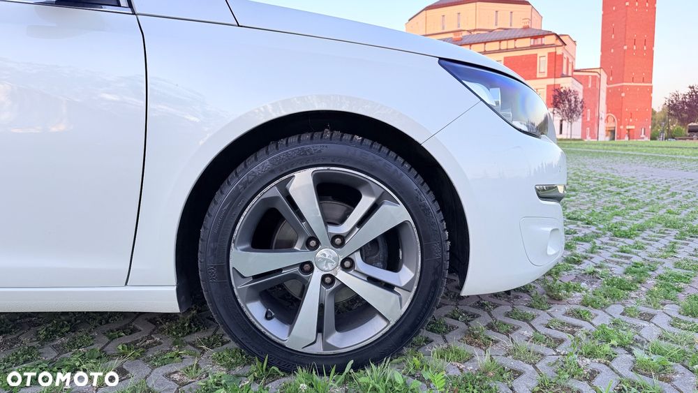 Peugeot 308 BlueHDi 120 Stop & Start Niveau 2 Business-Line - 37