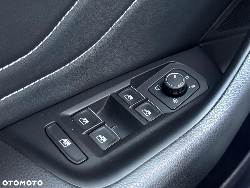 Volkswagen Arteon 2.0 TDI R-Line DSG - 22