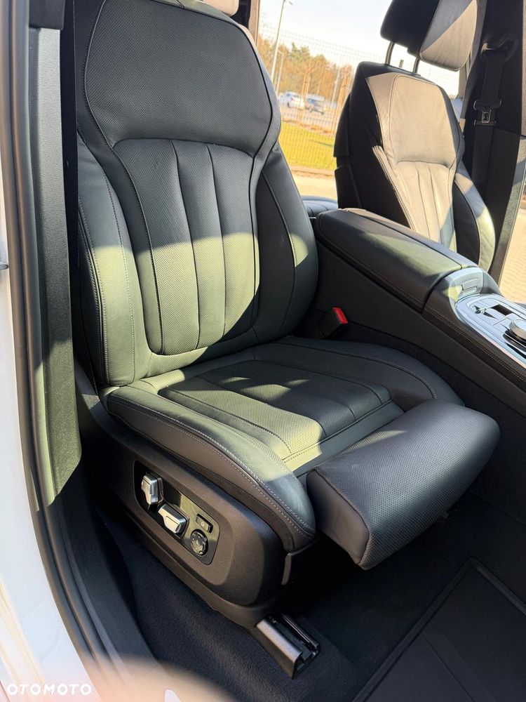 BMW X7 xDrive40d mHEV sport - 32