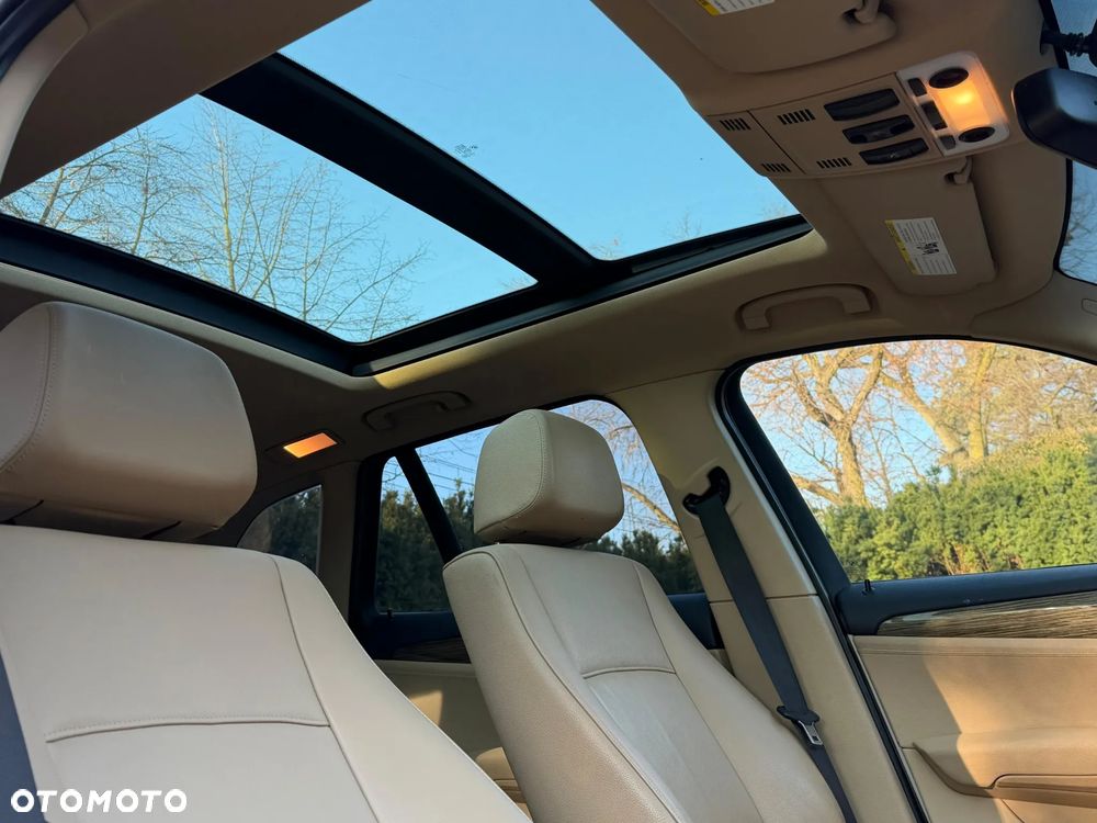 BMW X1 xDrive28i - 5