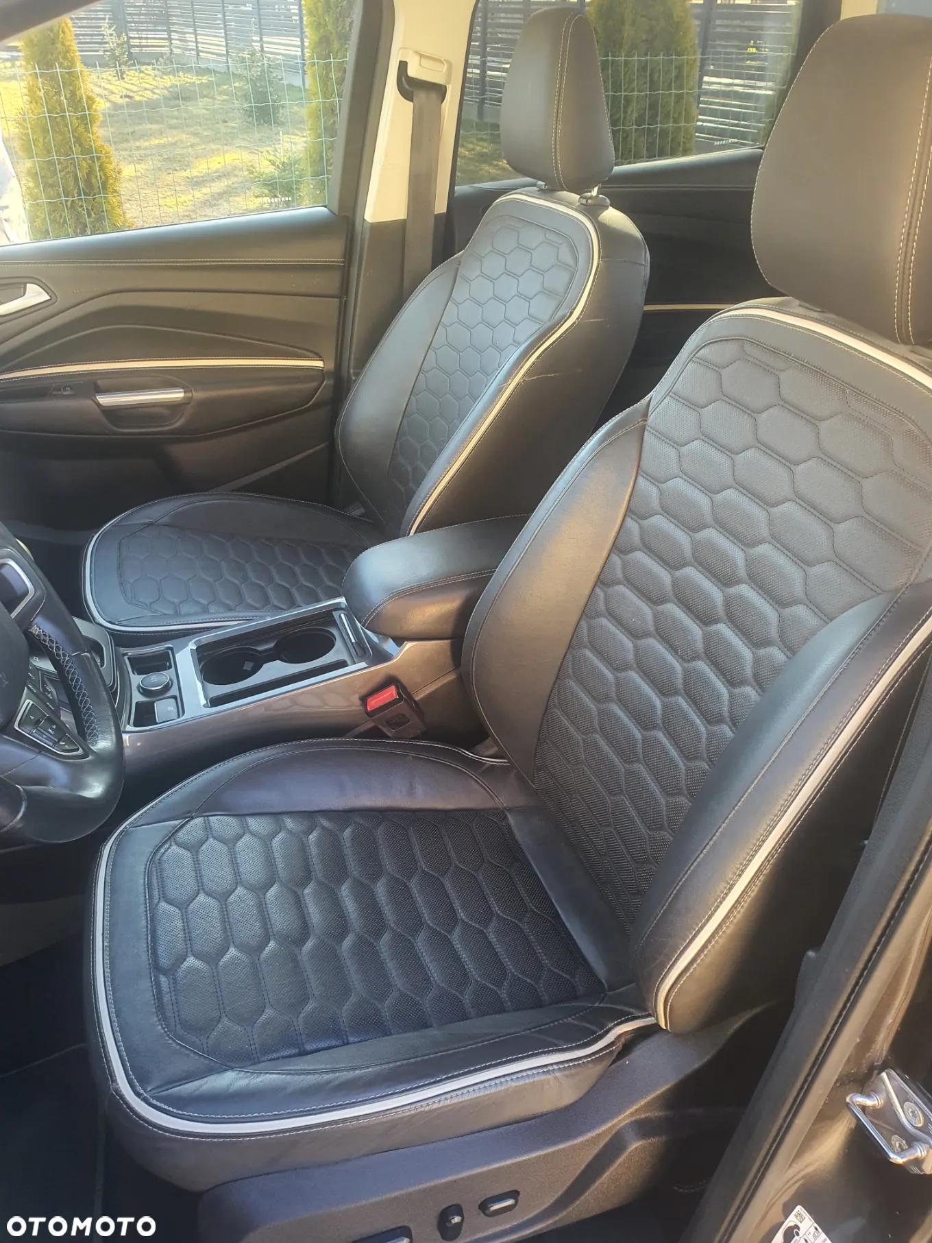 Ford Kuga 1.5 EcoBoost 2x4 Vignale - 10