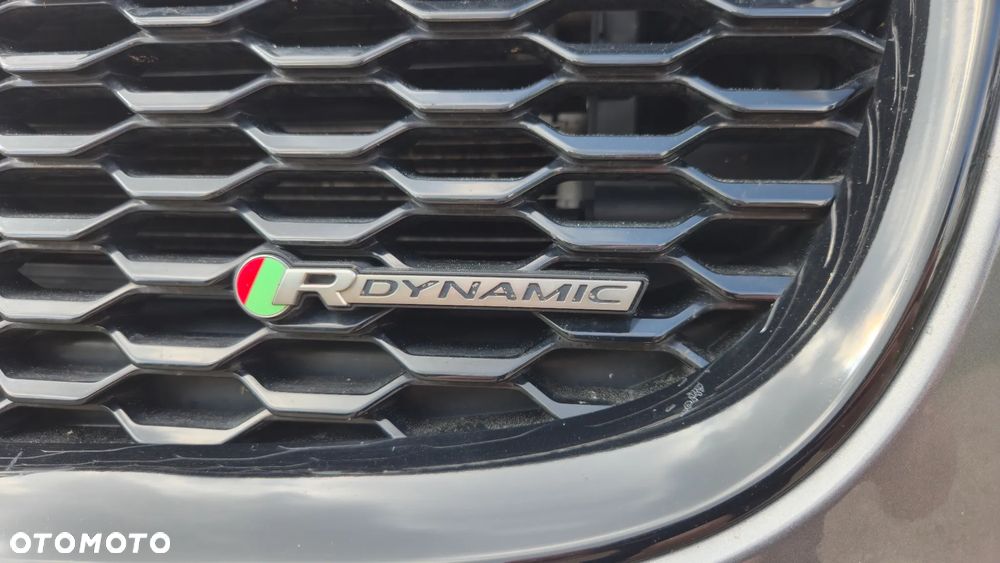 Jaguar E-Pace 2.0 i4D AWD R-Dynamic - 9