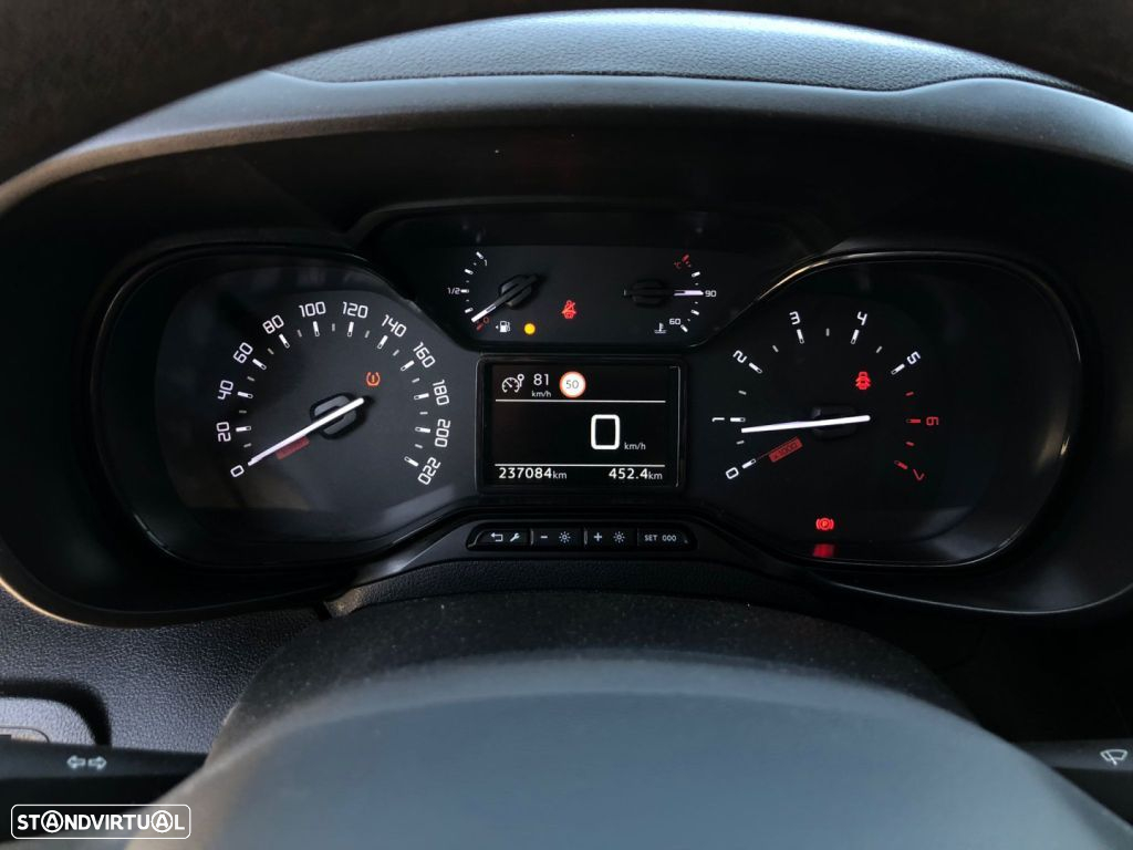 Citroën Berlingo 1.5 BlueHDi XL Feel 7L - 12