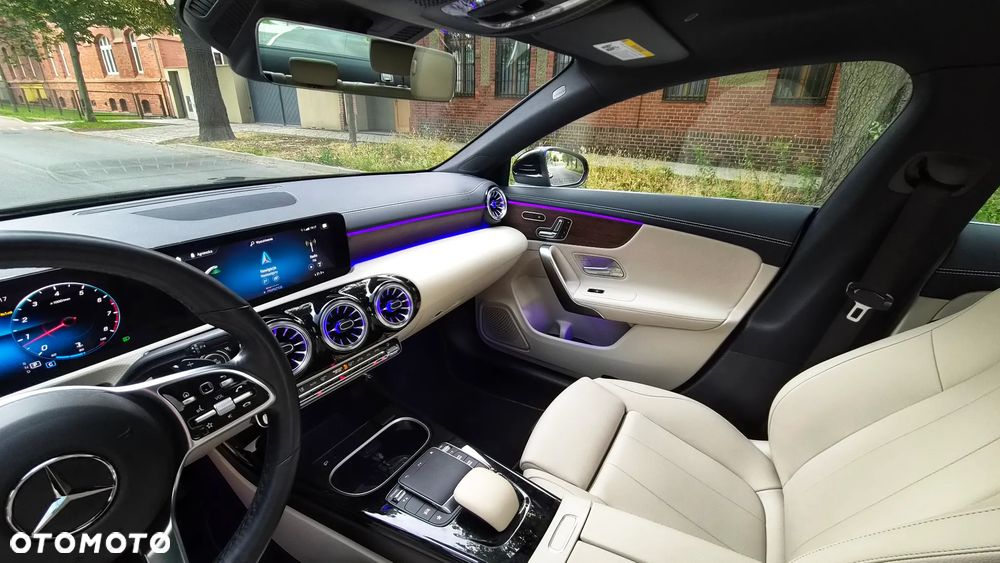 Mercedes-Benz CLA 250 4-Matic 7G-DCT - 31