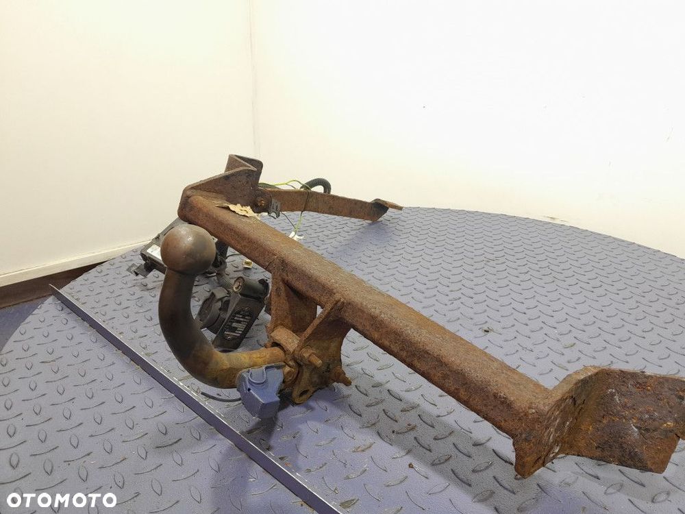 CITROEN C8 I HAK HOLOWNICZY DO PRZYCZEPY - 7