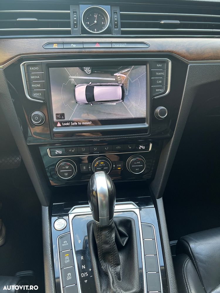 Volkswagen Passat Variant 2.0 TDI DSG Highline - 9