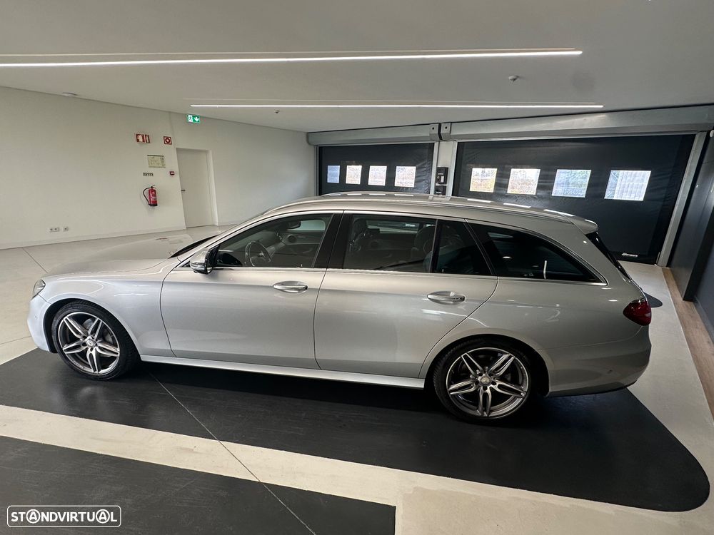 Mercedes-Benz E 220 d AMG Line - 2
