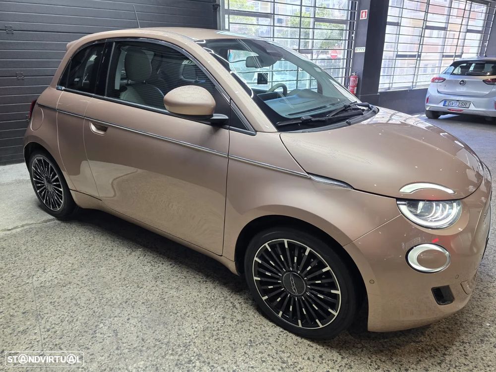 Fiat 500e 3 + 1 La Prima - 11