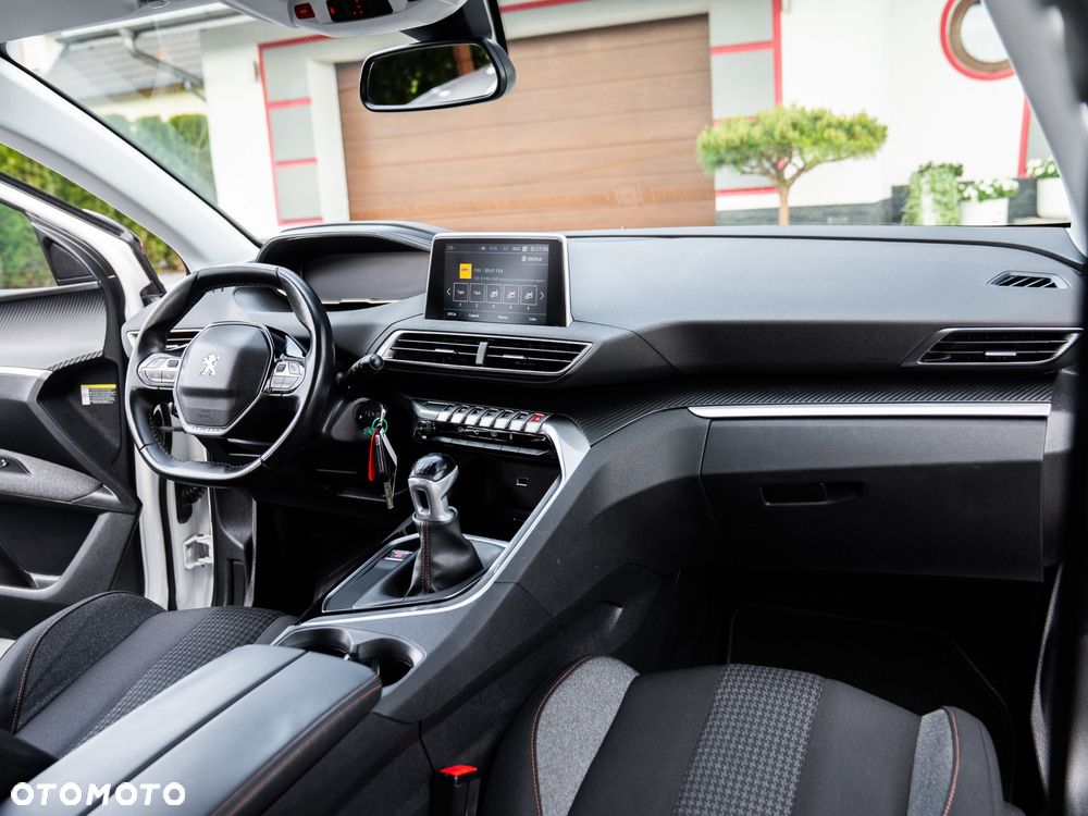Peugeot 3008 PureTech 130 Stop & Start GPF Active Business-Paket - 39