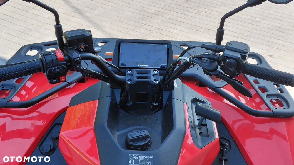CFMoto CForce - 11