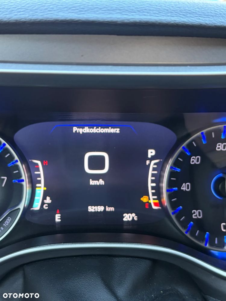 Chrysler Pacifica - 24