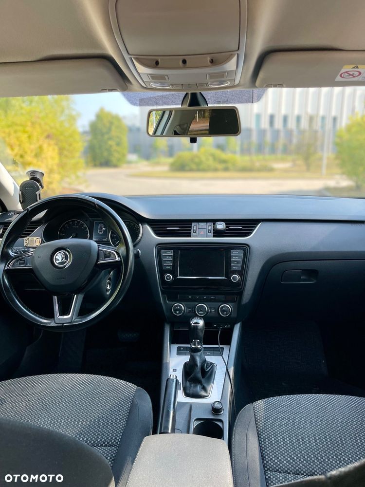 Skoda Octavia 2.0 TDI Ambition DSG - 17