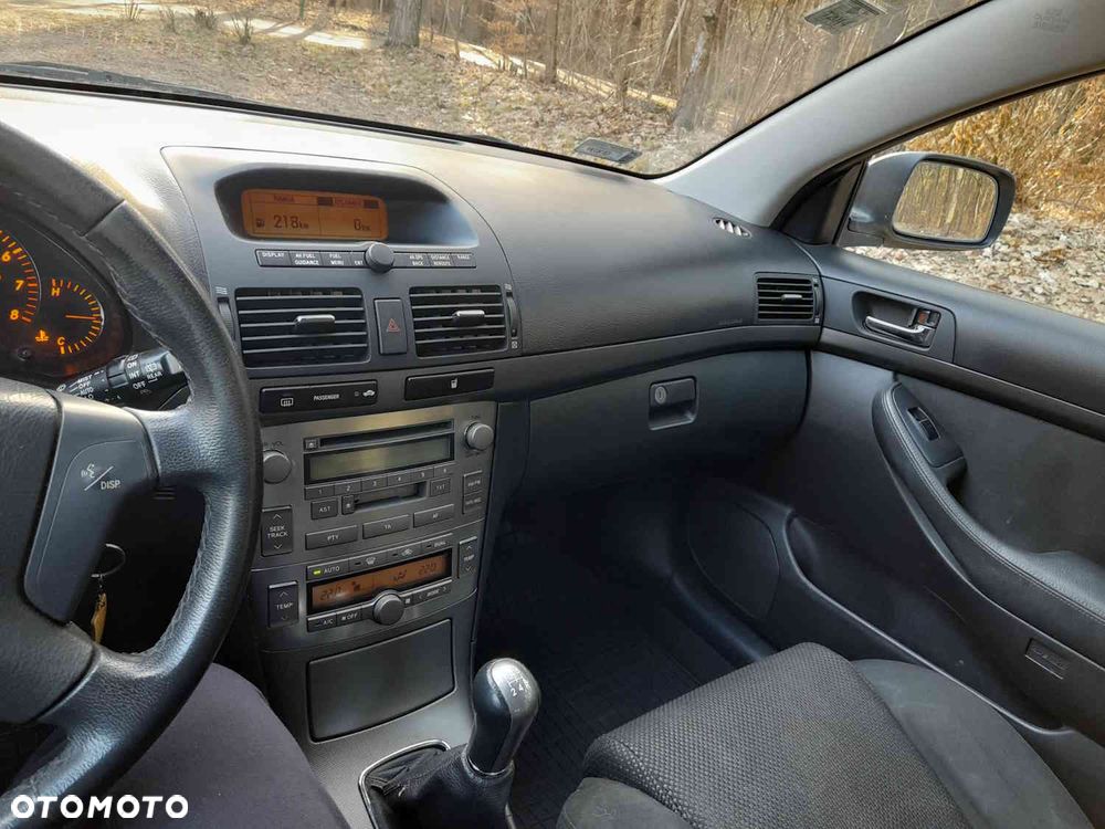 Toyota Avensis 2.0 VVT-i Sol plus - 14