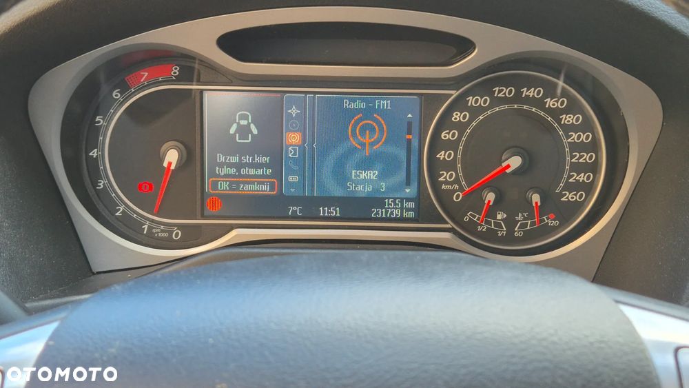 Ford Mondeo 2.0 FF Titanium - 25