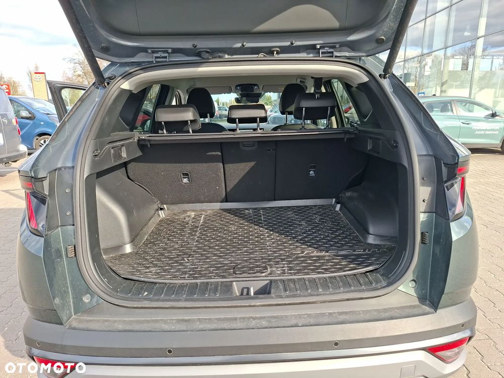 Hyundai Tucson 1.6 T-GDi HEV Executive 2WD - 17