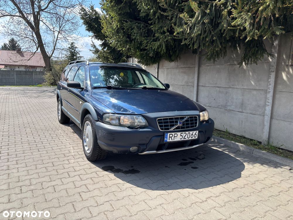 Volvo XC 70 AWD Momentum - 2