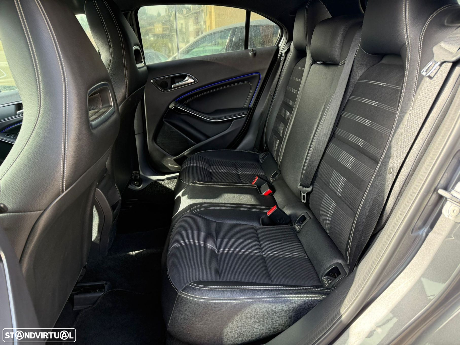 Mercedes-Benz A 180 d Fleet Pack Urban - 12