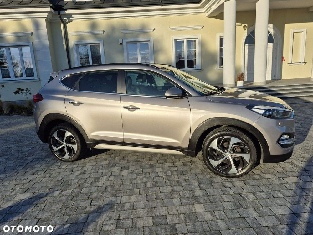 Hyundai Tucson - 4