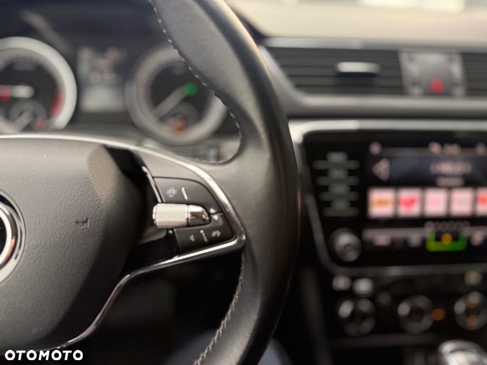 Skoda Superb 2.0 TDI SCR Ambition DSG - 13