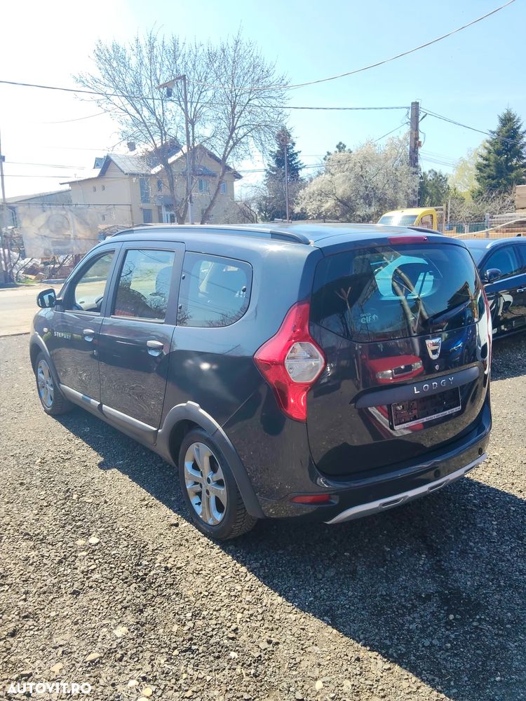 Dacia Lodgy 1.5 dCi 109 CP Stepway - 5