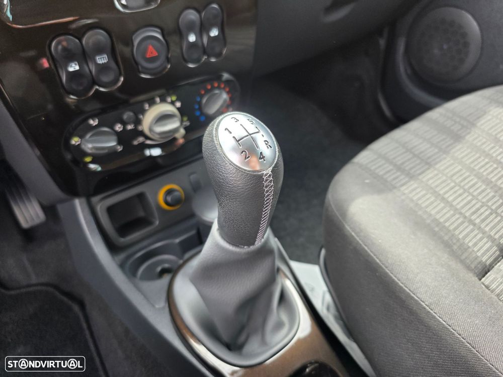 Dacia Duster 1.5 dCi Confort - 11