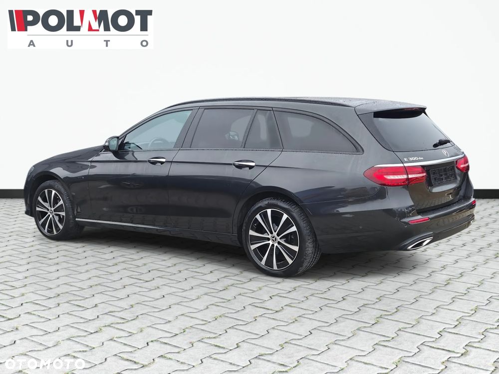 Mercedes-Benz Klasa E 300 de 4-Matic AMG/Avantgarde - 4