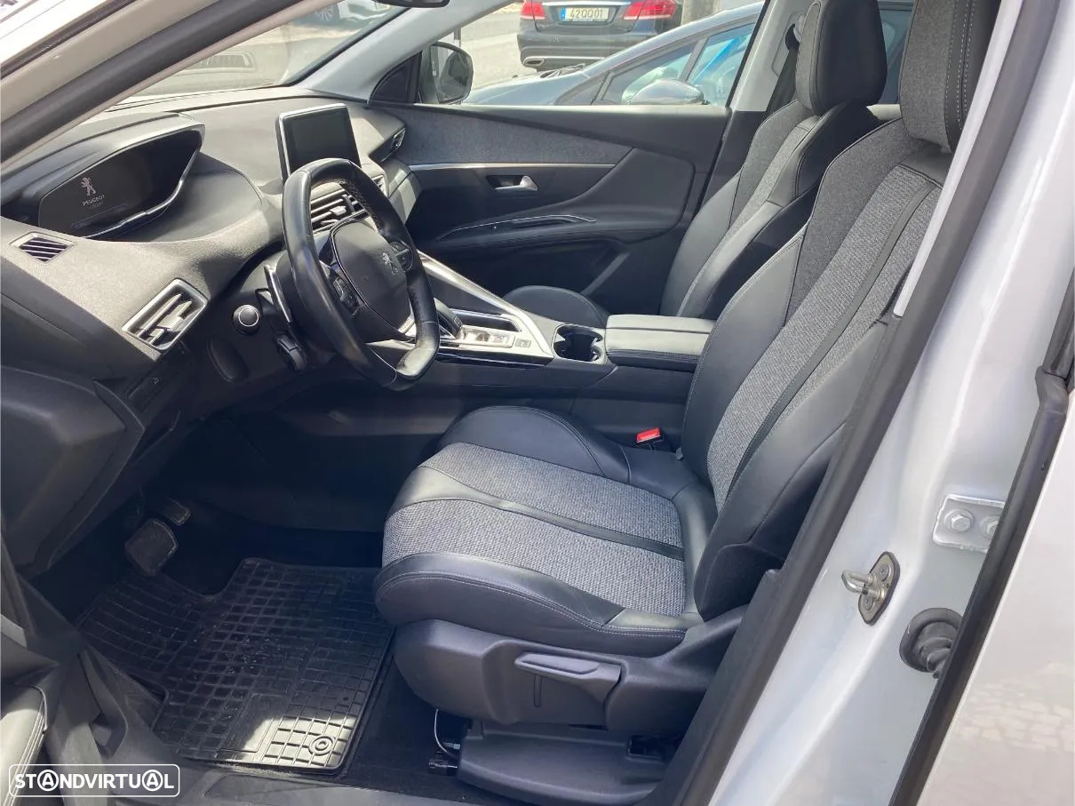 Peugeot 3008 BlueHDi 130 Stop & Start EAT8 Allure - 12