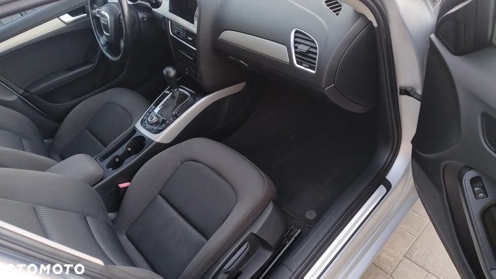 Audi A4 Avant 2.0 TDI DPF multitronic Ambiente - 20