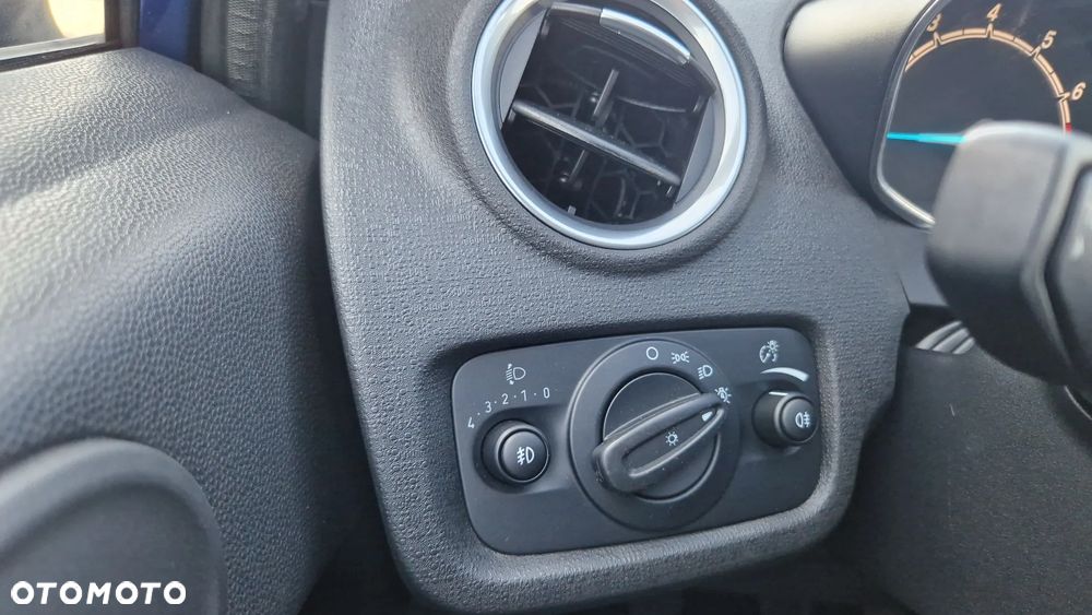 Ford Fiesta 1.0 EcoBoost S&S TITANIUM - 17