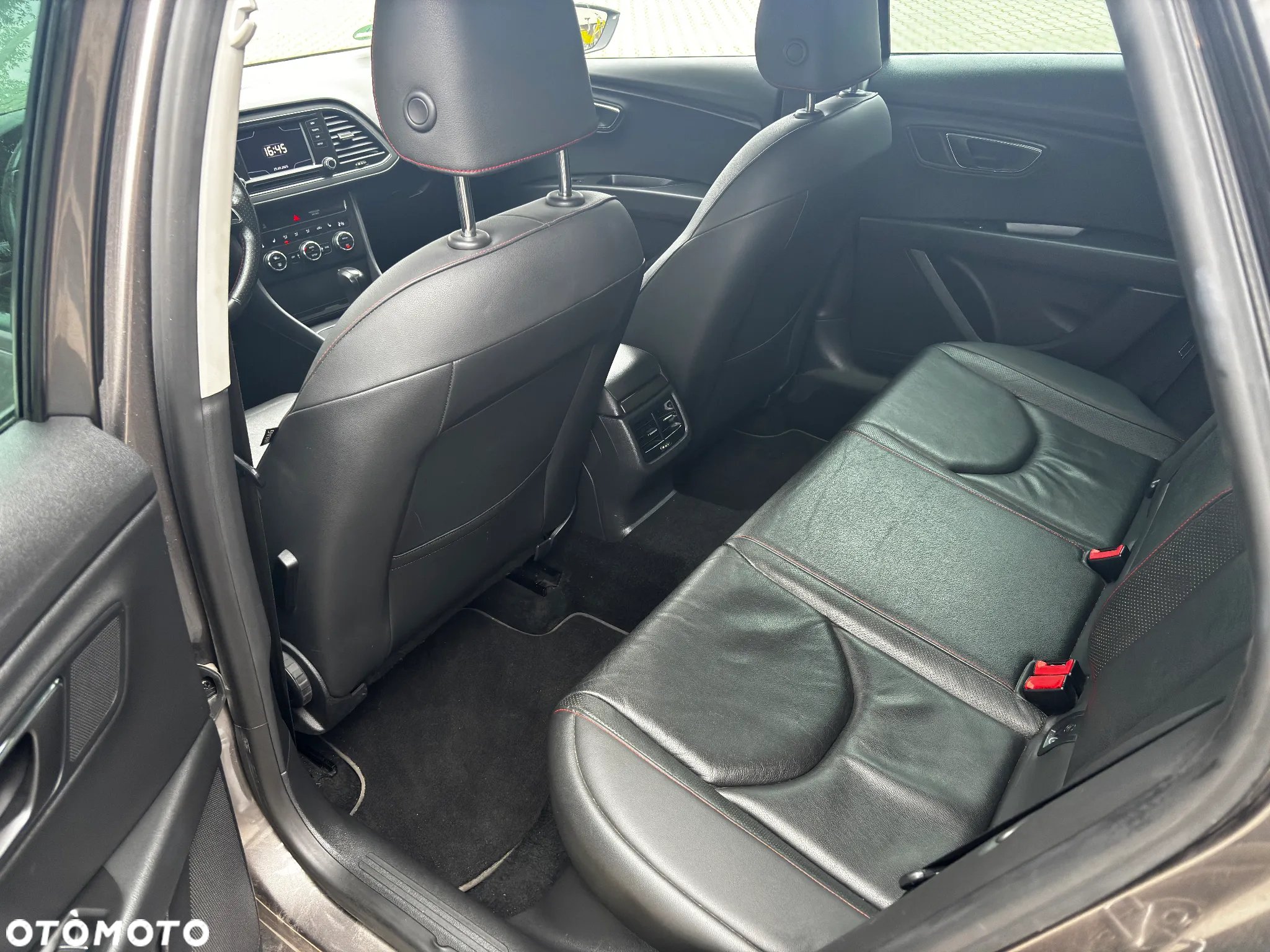 Seat Leon 2.0 TDI FR S&S DSG - 11