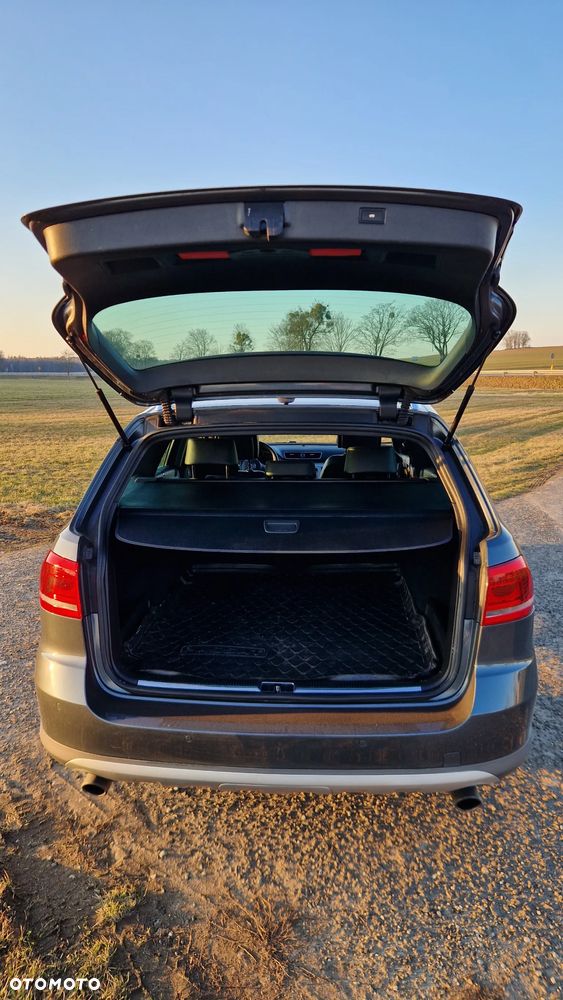 Volkswagen Passat 2.0 TDI 4Motion DSG BlueMotion Tech Highline - 16